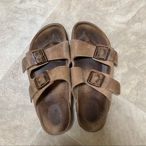 Birkenstock tobacco leather